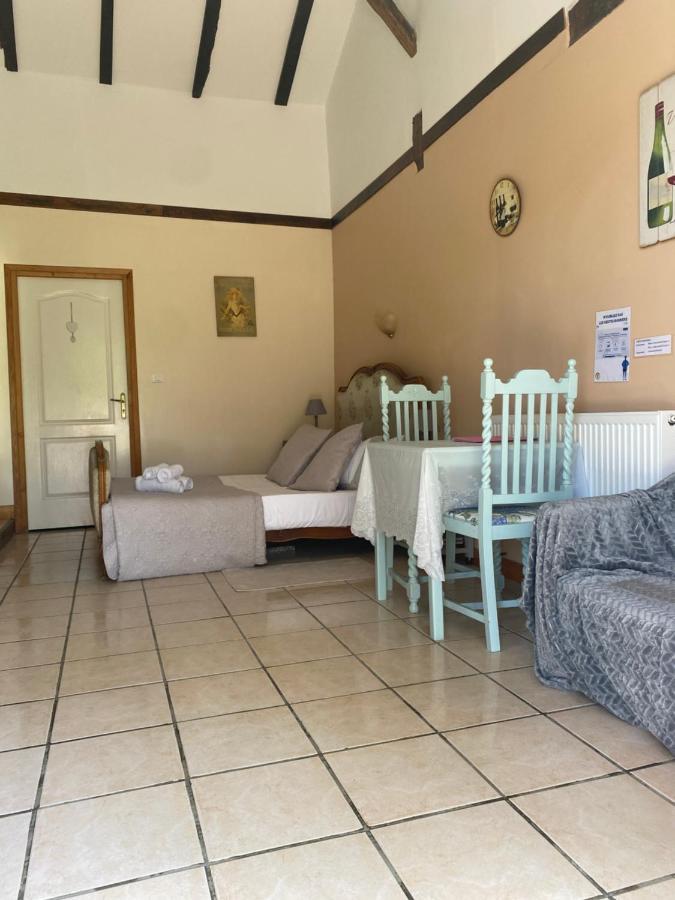 Fonclaire Holidays Mortemart Zewnętrze zdjęcie